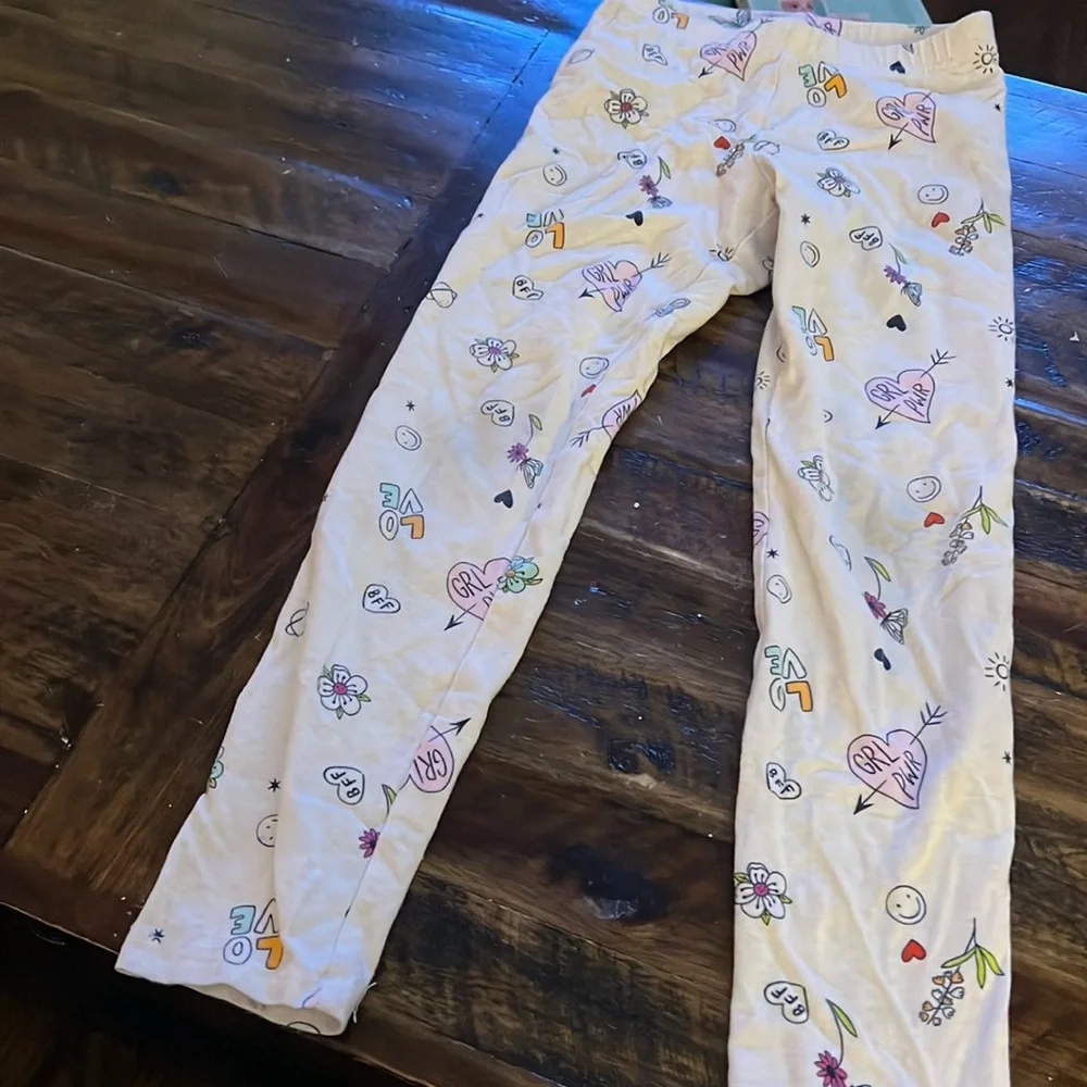 Size S - Girl Power Legging - off white with hearts, flowers and LOVE